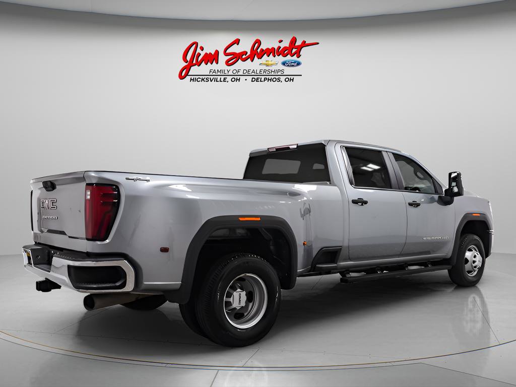 Used 2024 GMC Sierra 3500 Pro AWD/4WD image 6