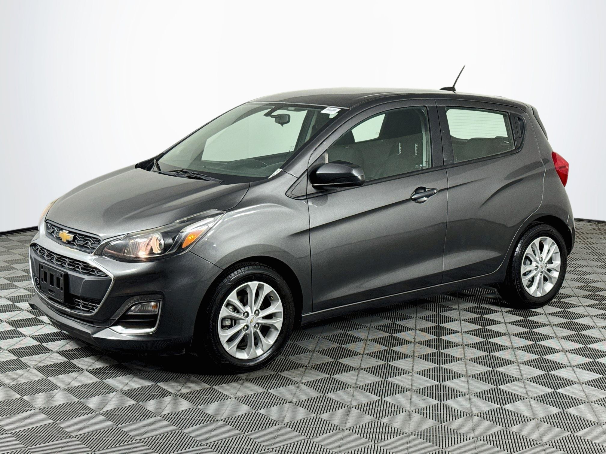 Used 2021 Chevrolet Spark LT FWD image 4
