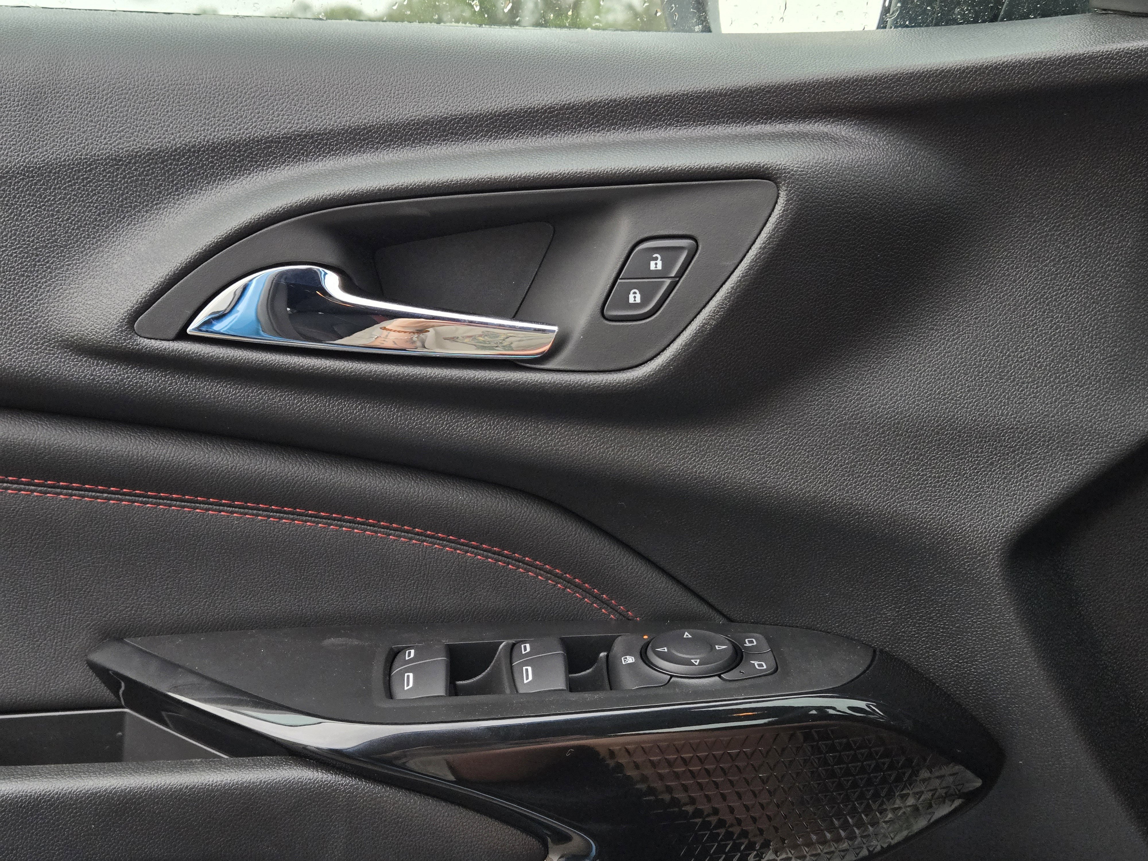 New 2026 Chevrolet Trax RS w/ Driver Confidence Package image 14