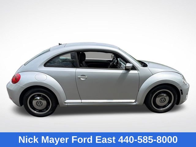 Used 2012 Volkswagen Beetle 2.5 FWD image 9