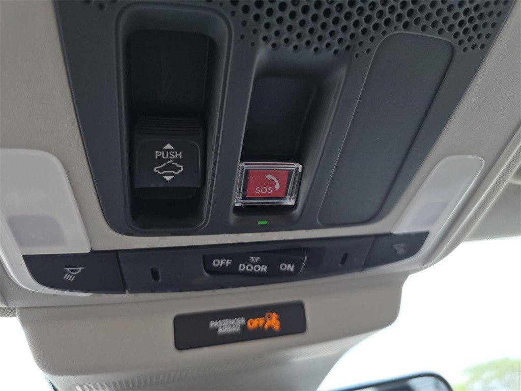 New 2025 Honda Accord Touring image 9