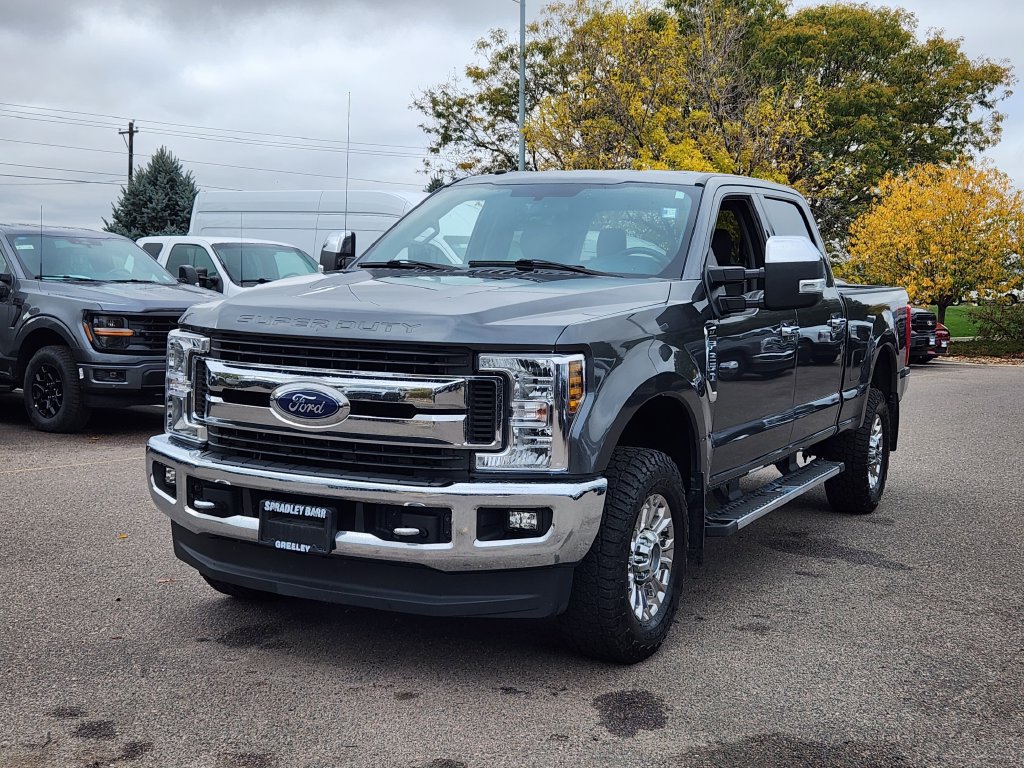 Used 2019 Ford F250 XLT w/ XLT Premium Package AWD/4WD image 3