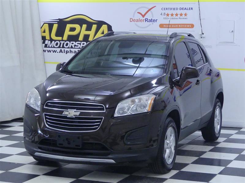 Used 2016 Chevrolet Trax LT w/ LT Sun and Sound Package AWD/4WD image 4
