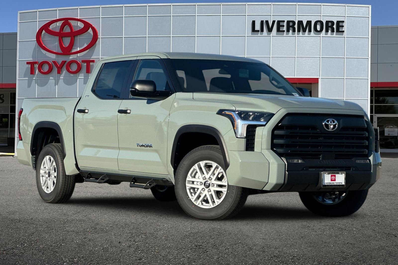 New 2026 Toyota Tundra SR5 image 2