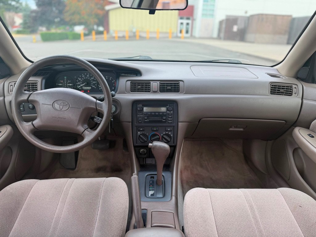 Used 2001 Toyota Camry CE FWD image 14