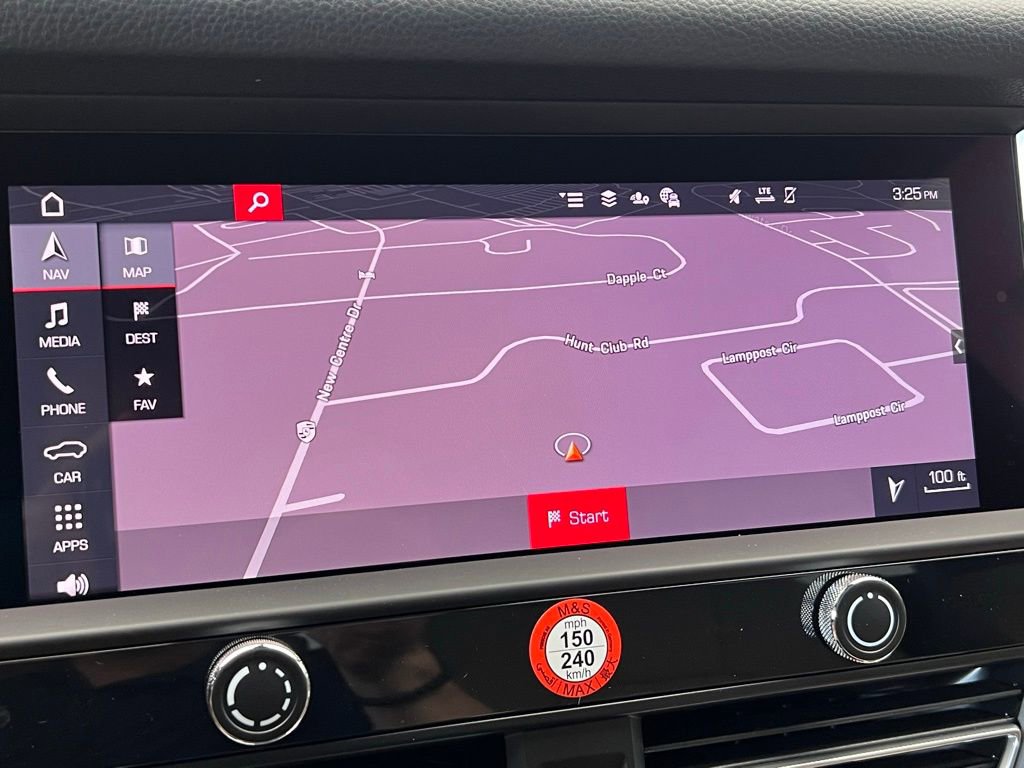 Certified 2025 Porsche Macan image 13