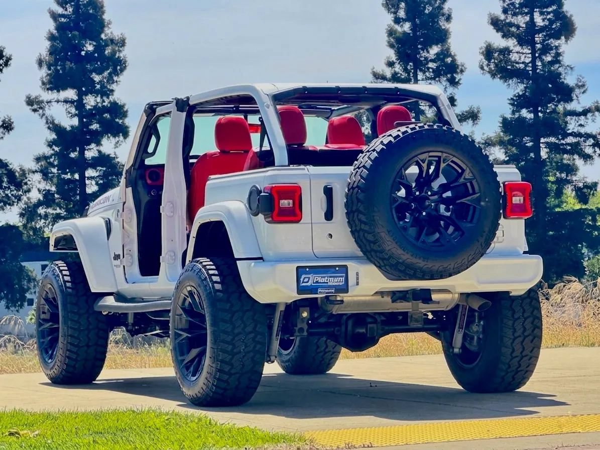 Used 2021 Jeep Wrangler Unlimited Sport AWD/4WD image 7