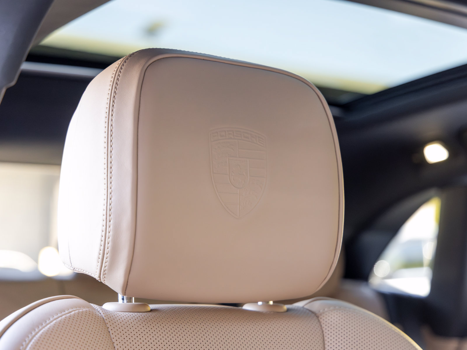 Certified 2026 Porsche Macan AWD/4WD image 63