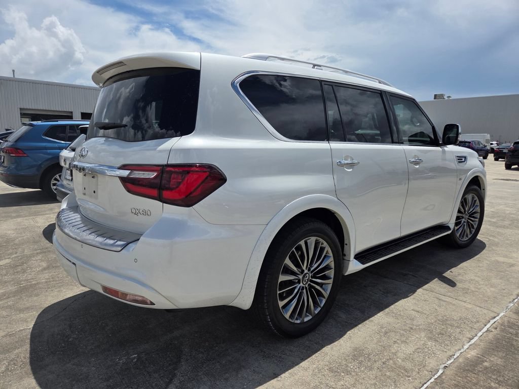 Used 2020 INFINITI QX80 Luxe w/ Sensory Package RWD image 5