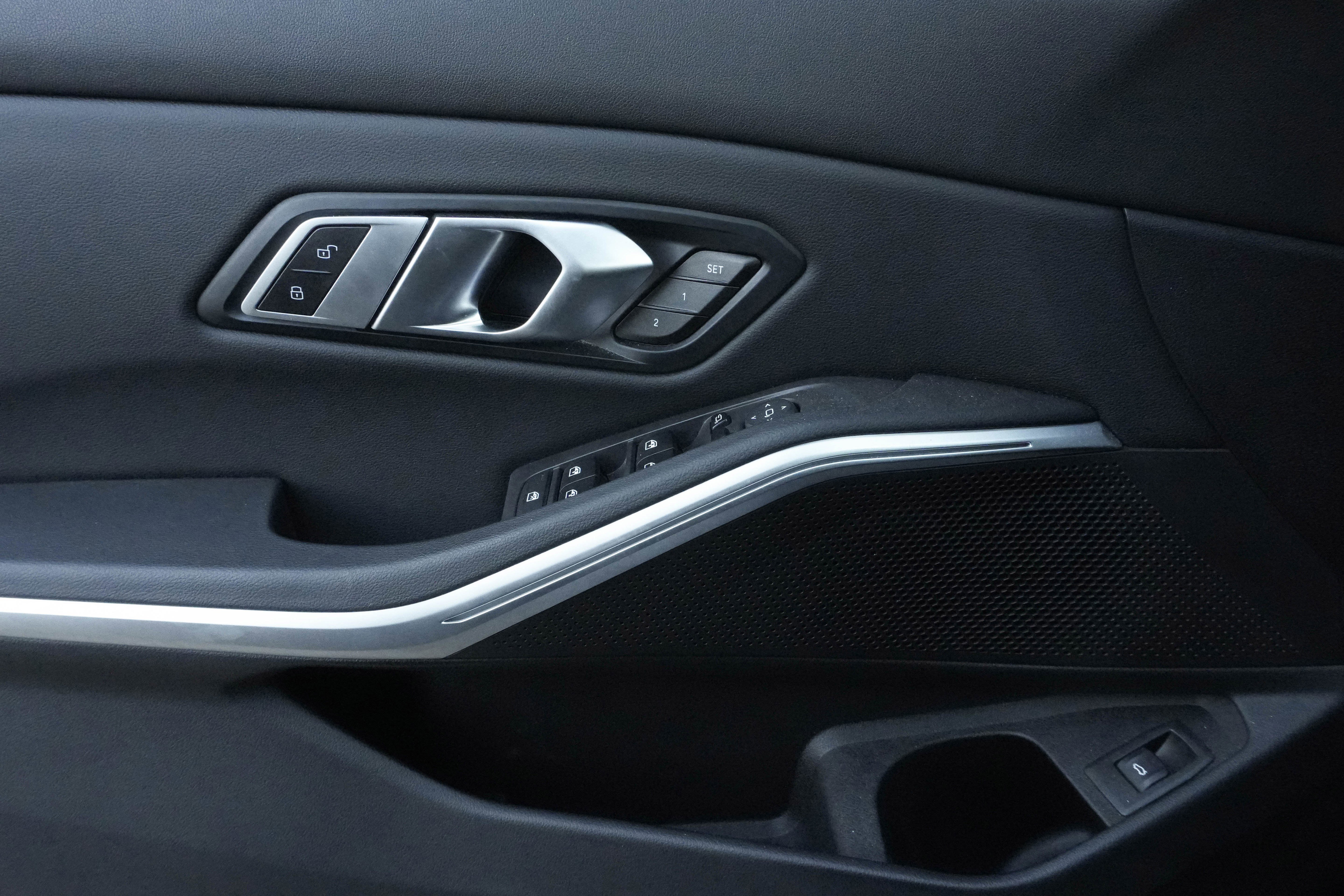 Certified 2023 BMW M340i xDrive w/ Premium Package image 33