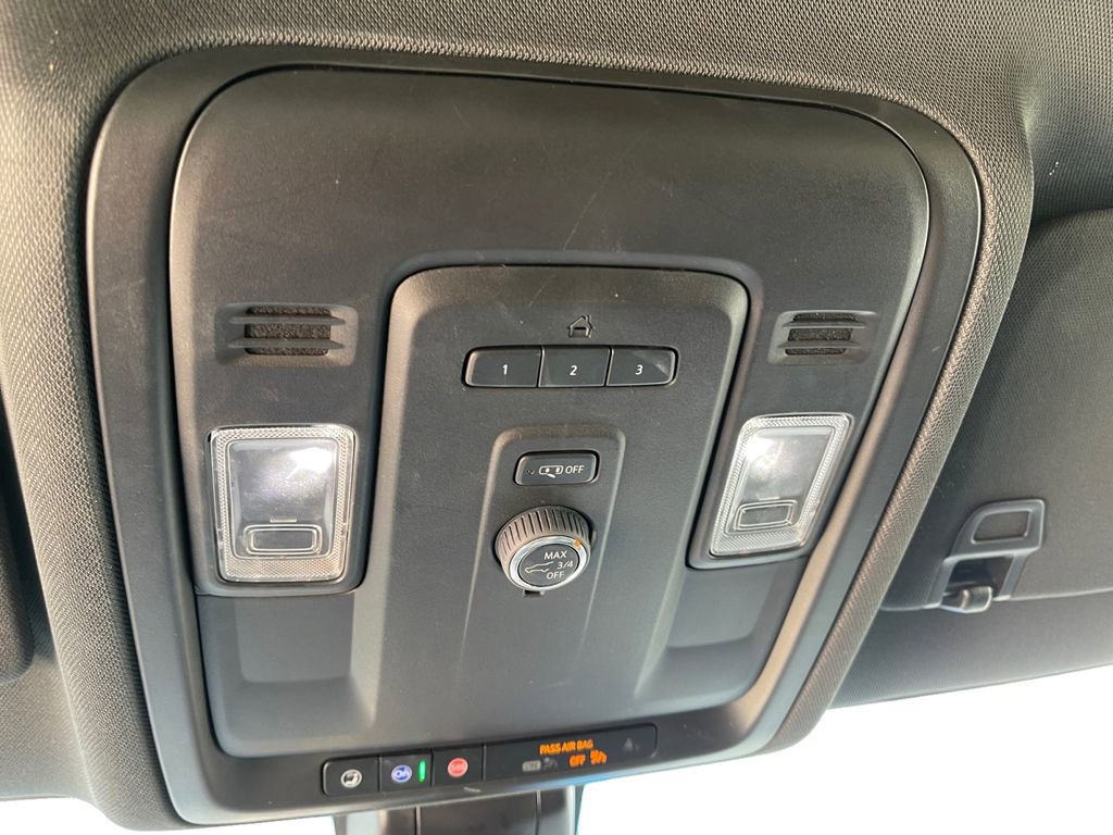 Used 2022 Chevrolet Tahoe Z71 image 25