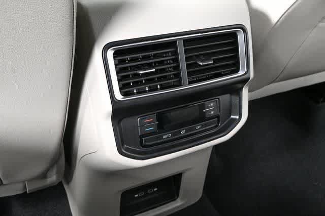 New 2026 Volkswagen Atlas SE FWD image 19