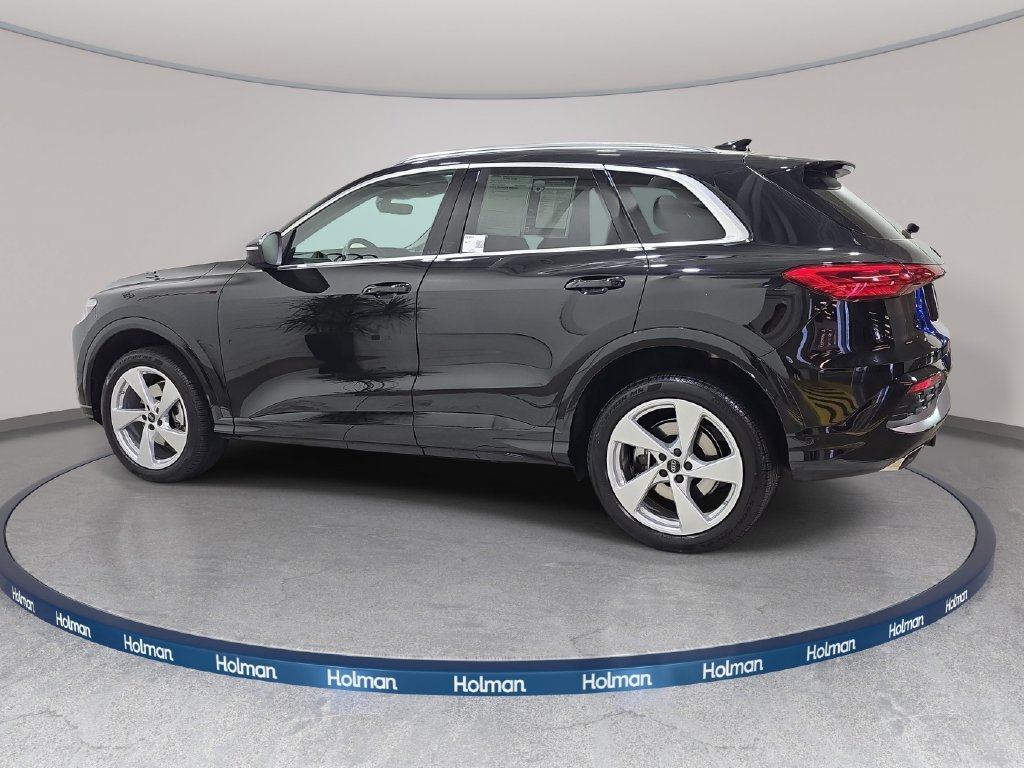 Used 2025 Audi Q5 Premium w/ Premium Plus AWD/4WD image 9