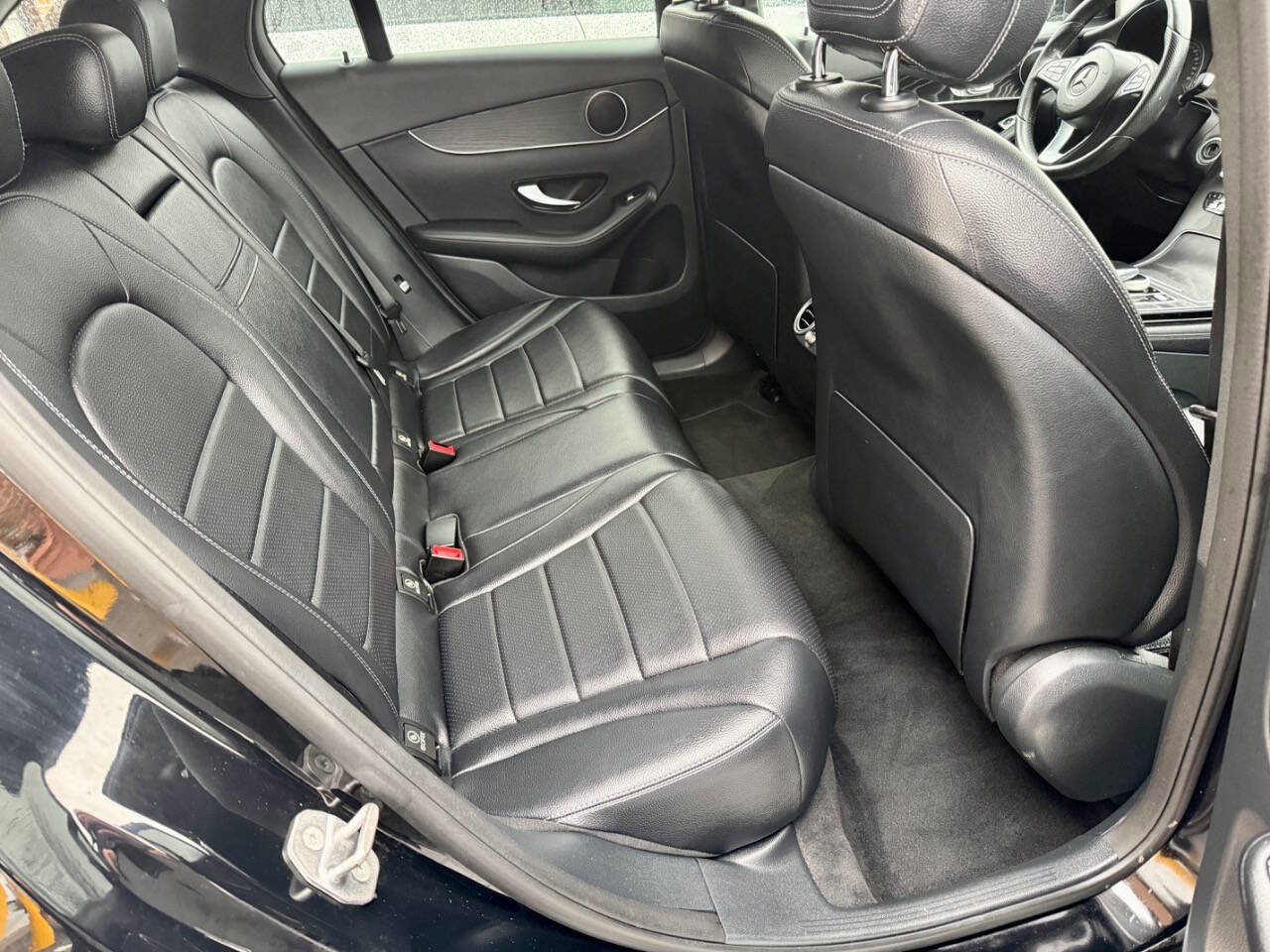 Used 2016 Mercedes-Benz GLC 300 w/ Premium Package image 39