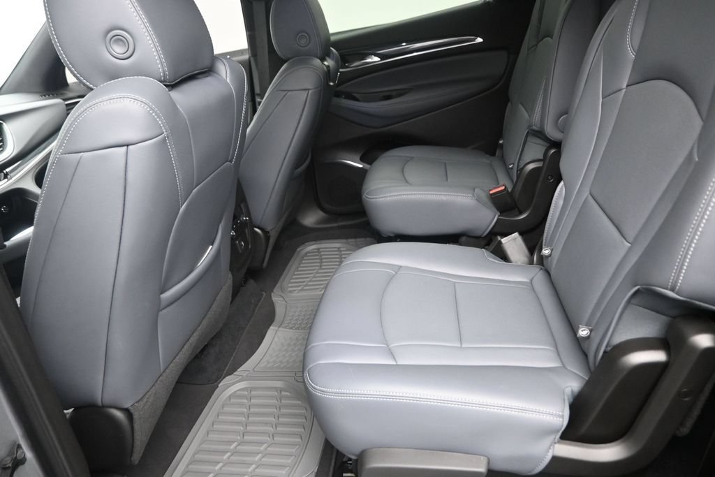 Used 2024 Buick Enclave Essence w/ Technology Package FWD image 14