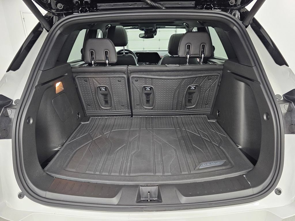 Used 2026 Chevrolet TrailBlazer RS w/ Convenience Package FWD image 28