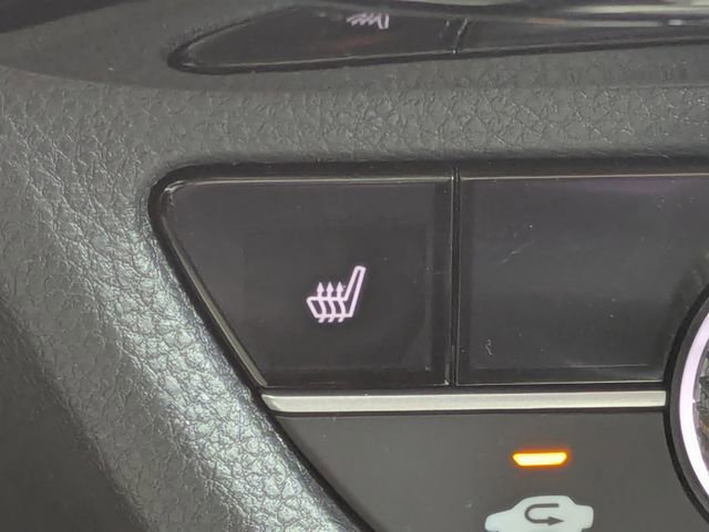 Certified 2025 Acura ADX AWD image 28
