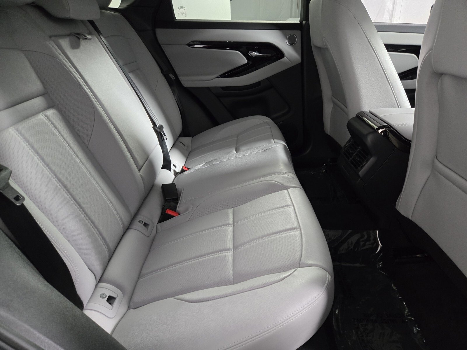 New 2026 Land Rover Range Rover Evoque S image 17