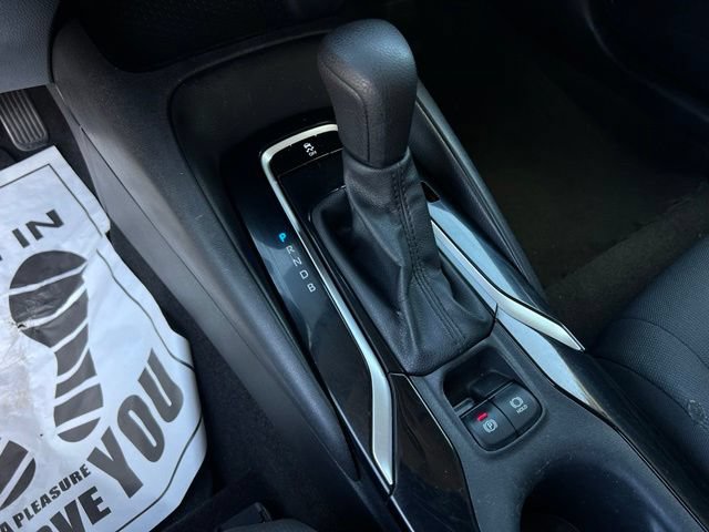 Used 2021 Toyota Corolla LE FWD image 34