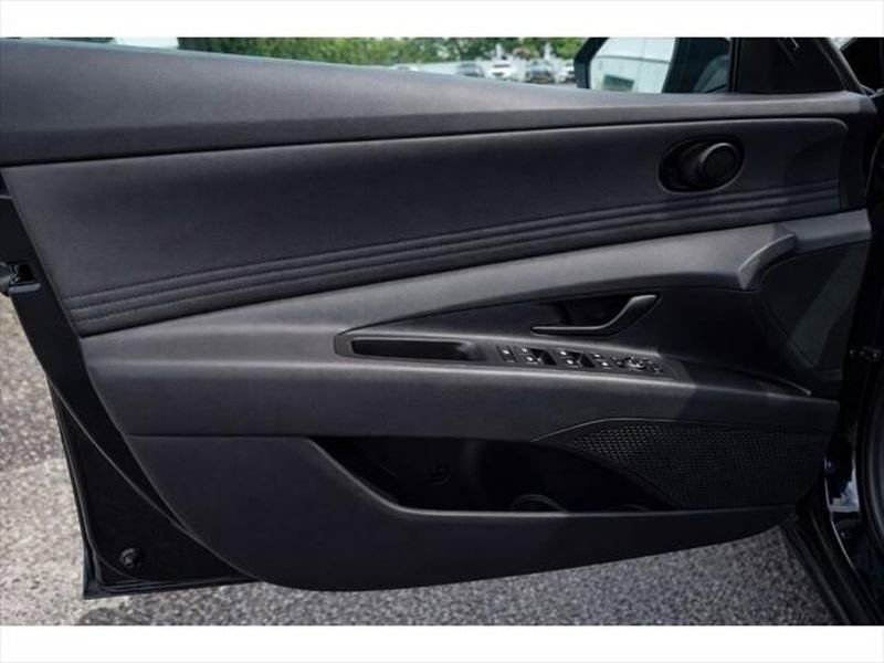 New 2025 Hyundai Elantra Sport image 10