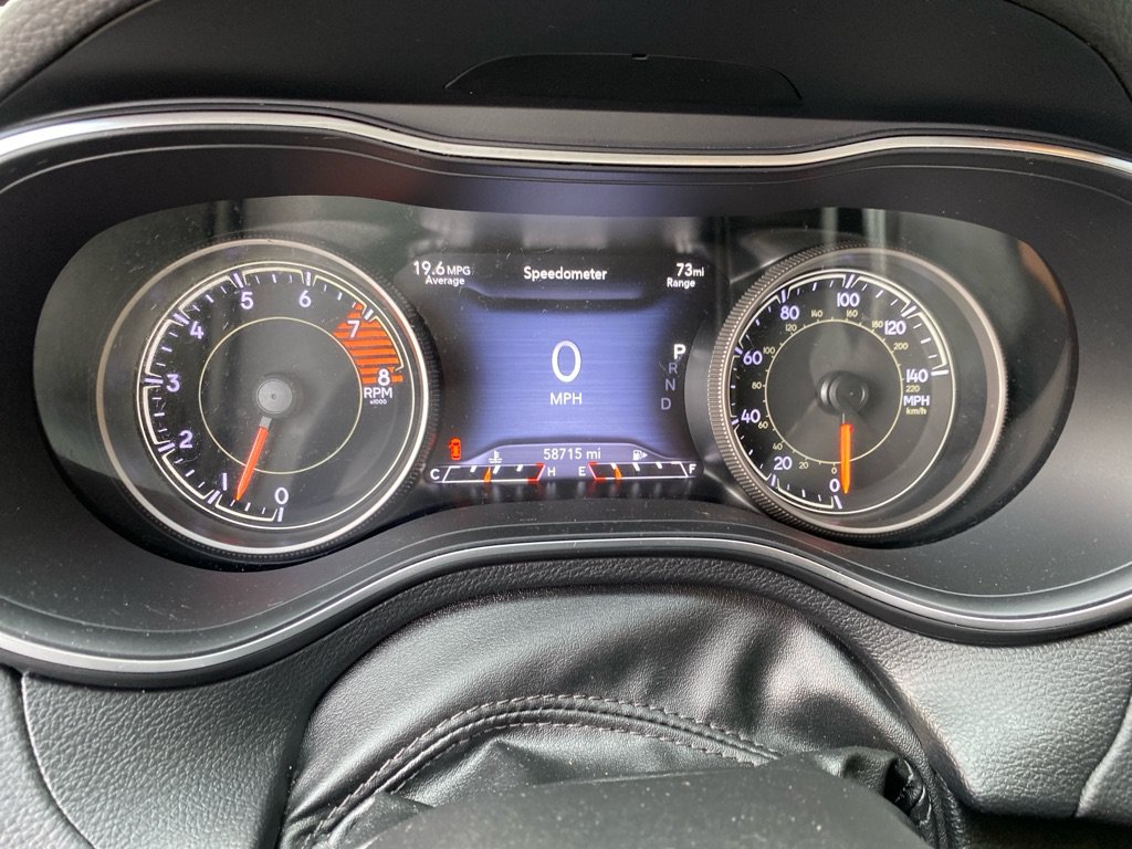 Used 2019 Jeep Cherokee Limited AWD/4WD image 12