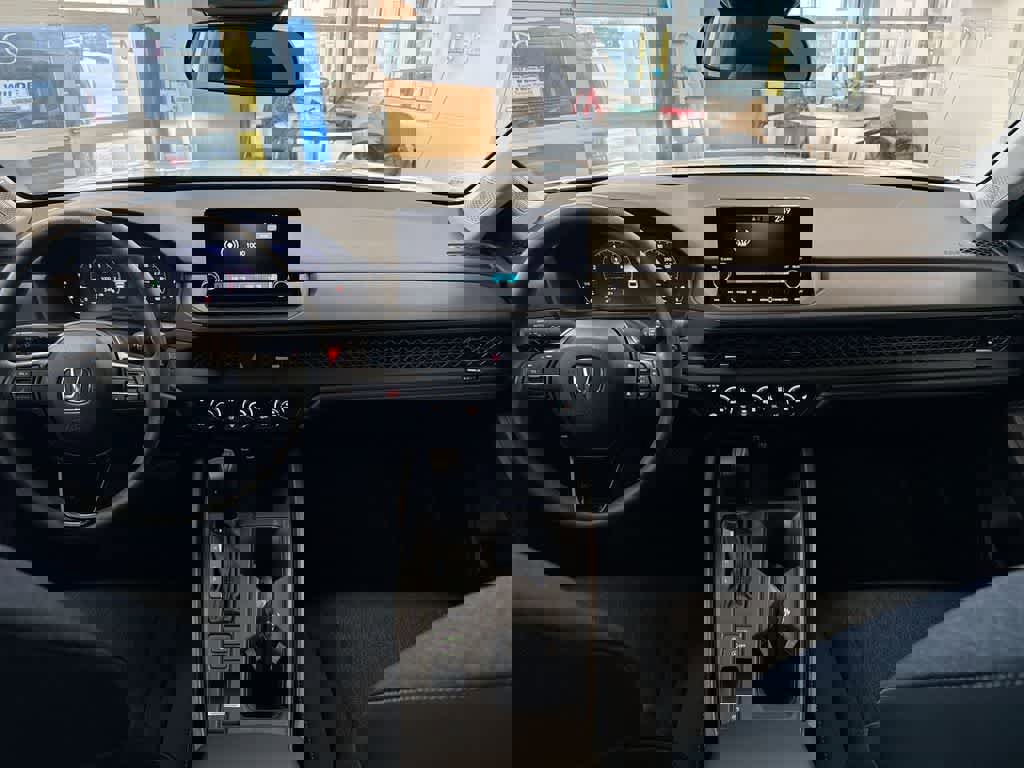 Certified 2025 Honda Accord SE image 16