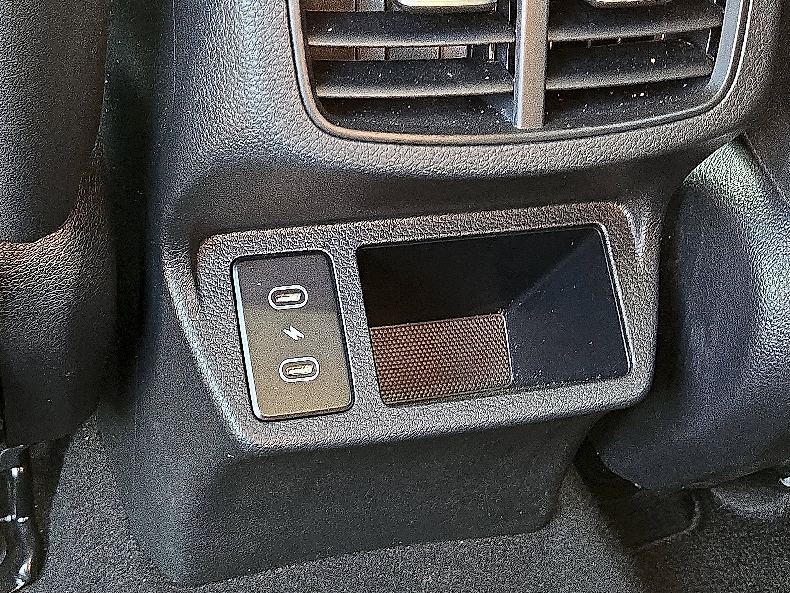 Used 2025 Kia Seltos EX FWD image 15
