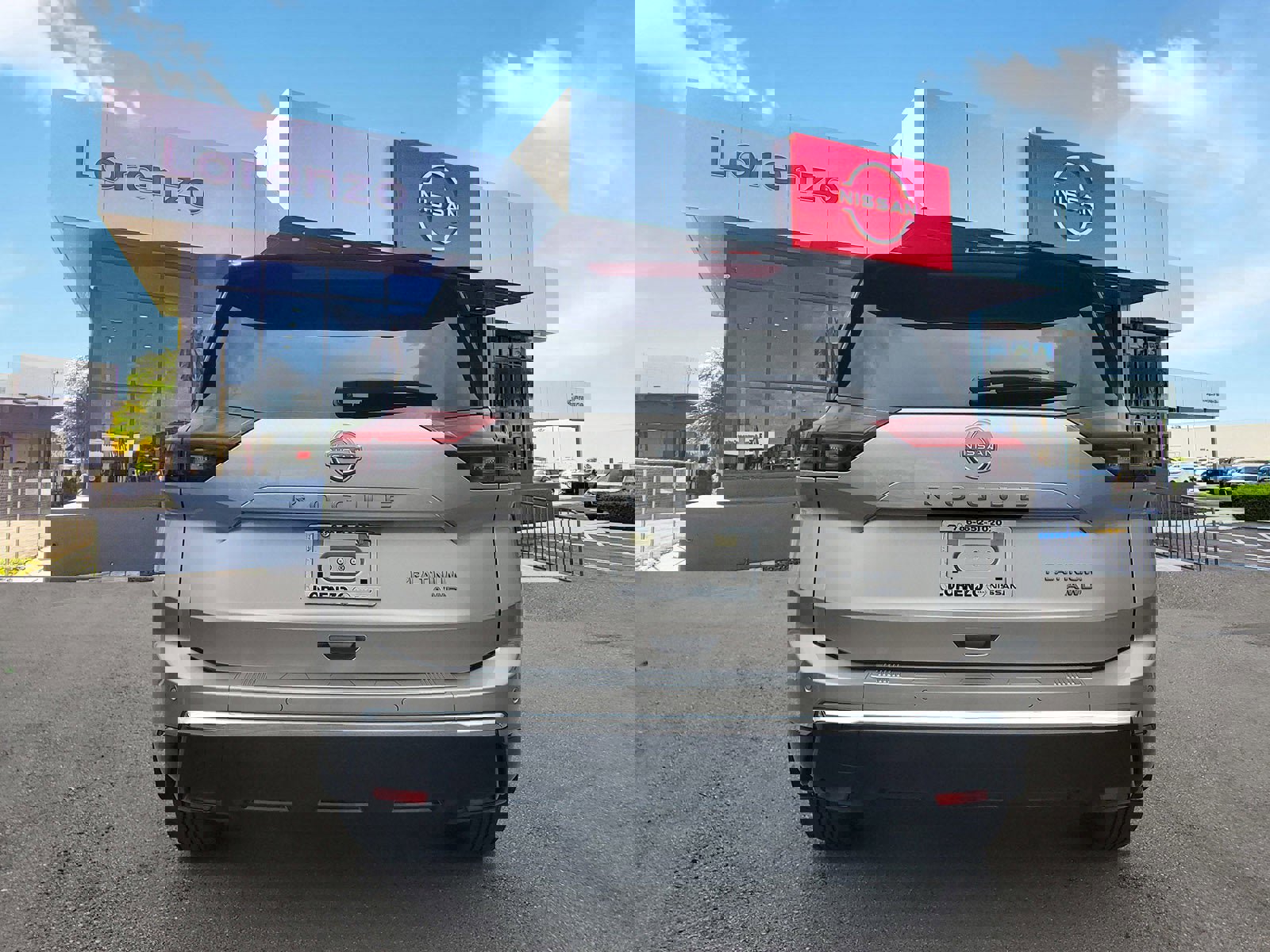 New 2026 Nissan Rogue Platinum image 5