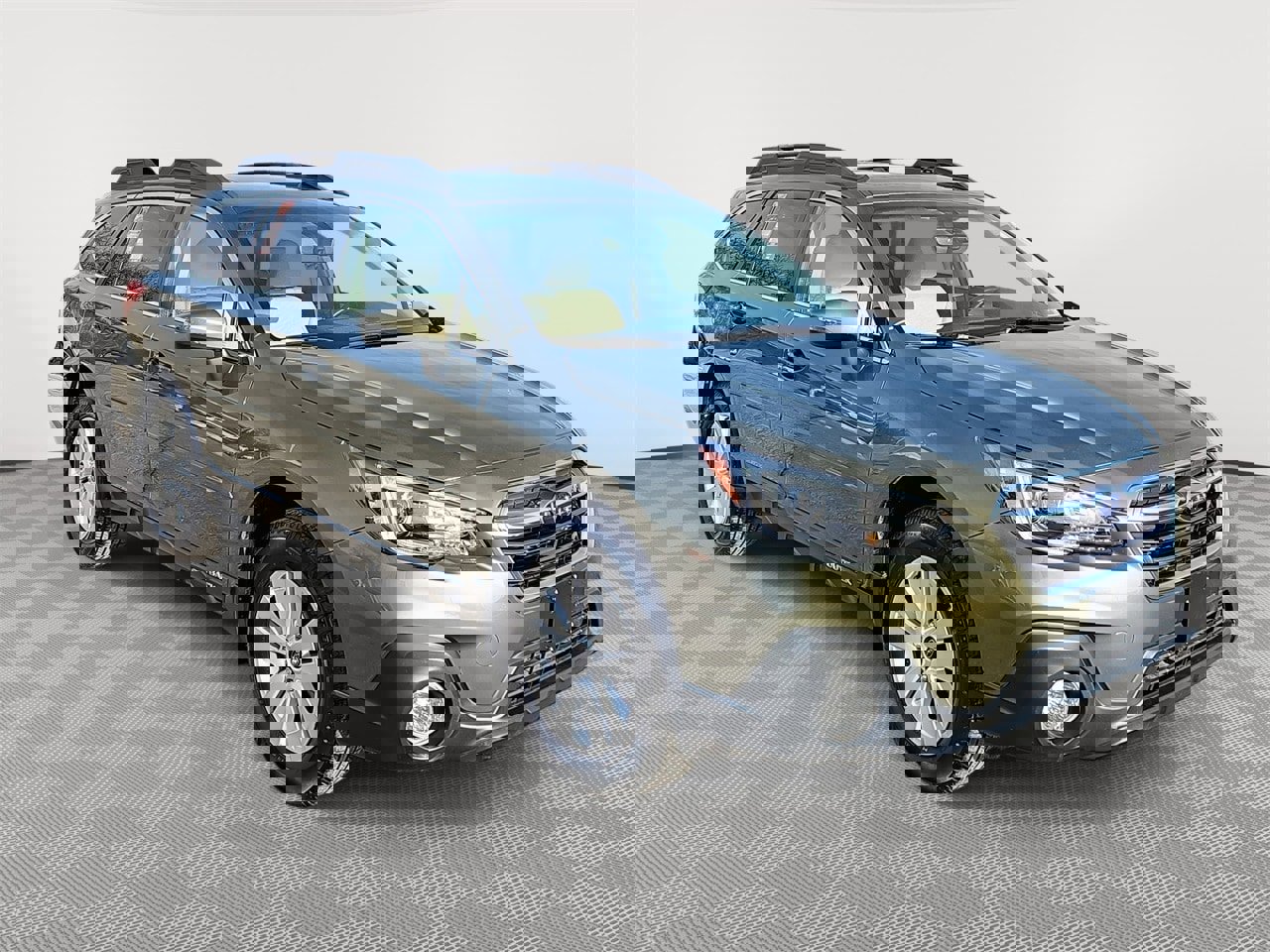 Used 2018 Subaru Outback 2.5i Premium image 3