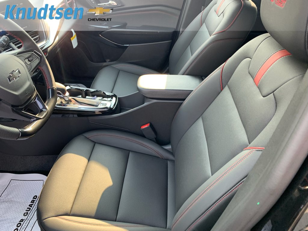 New 2026 Chevrolet Trax RS w/ Driver Confidence Package FWD image 18