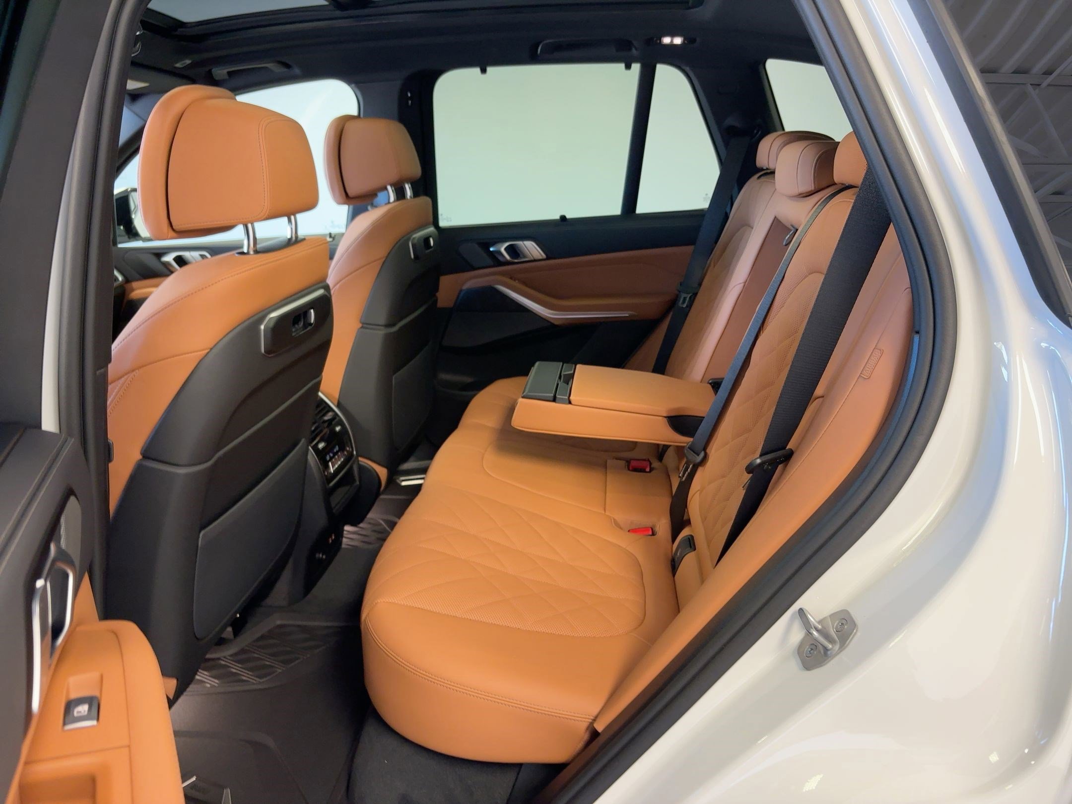 New 2026 BMW X5 sDrive40i w/ M Sport Package image 14