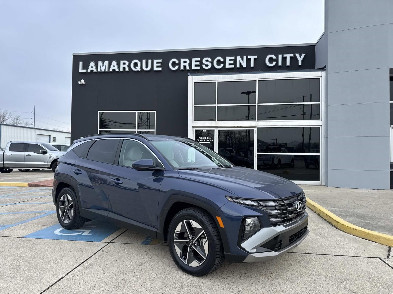 Used 2025 Hyundai Tucson SEL FWD image 1
