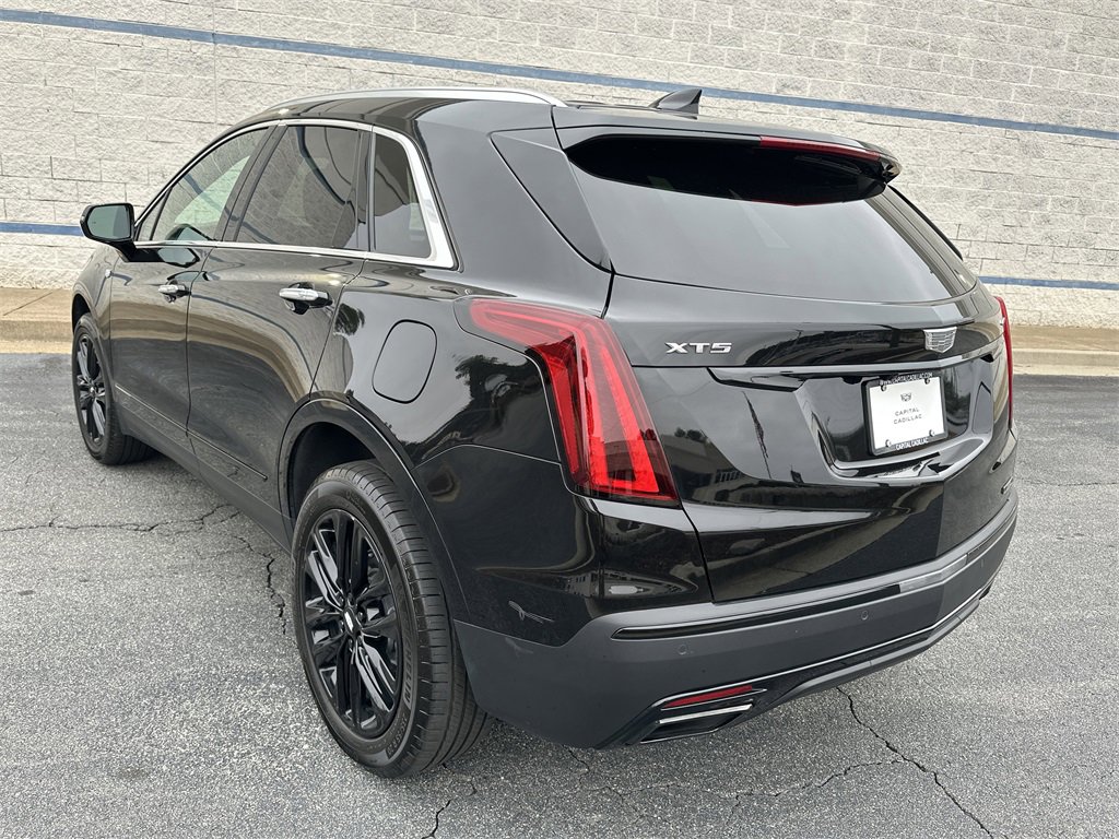Certified 2022 Cadillac XT5 Premium Luxury w/ LPO, ONYX Package image 5