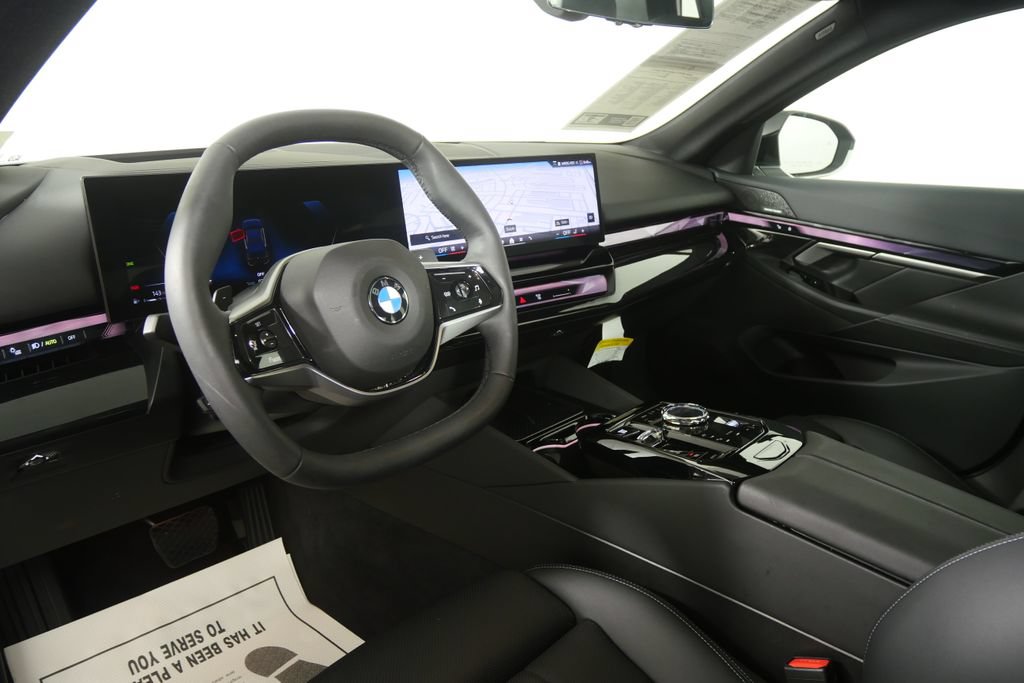 Certified 2026 BMW 540i xDrive AWD/4WD image 12