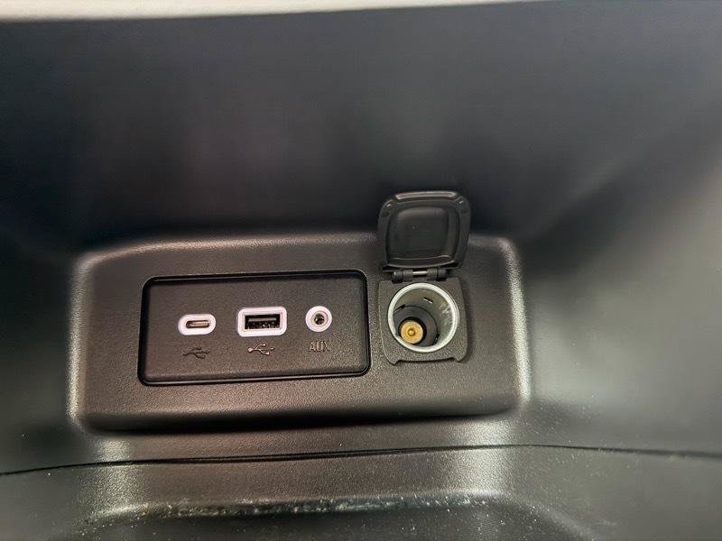 Used 2023 Chevrolet Equinox LS AWD/4WD image 75