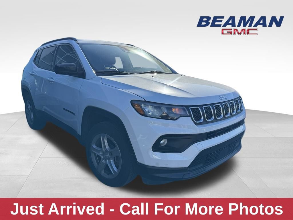 Used 2024 Jeep Compass Latitude