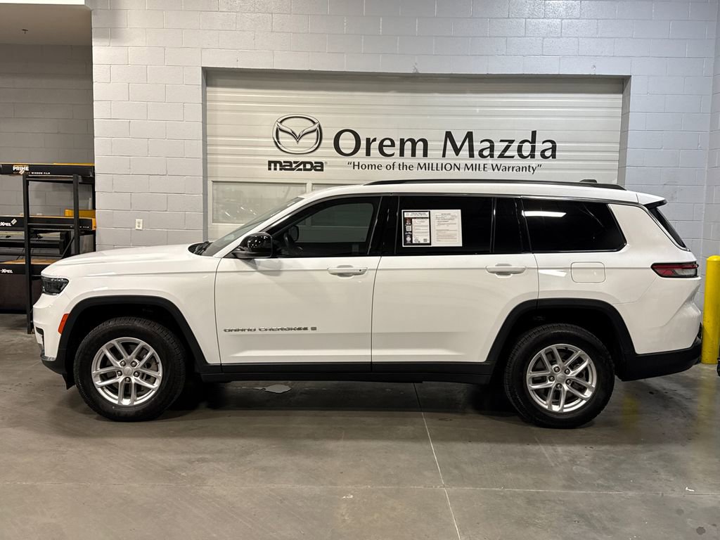 Used 2021 Jeep Grand Cherokee L Laredo w/ Luxury Tech Group I image 26