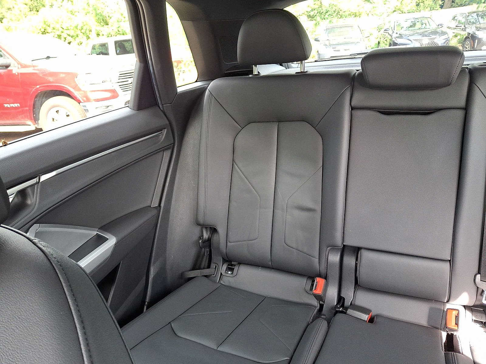 Certified 2022 Audi Q3 2.0T Premium AWD/4WD image 12