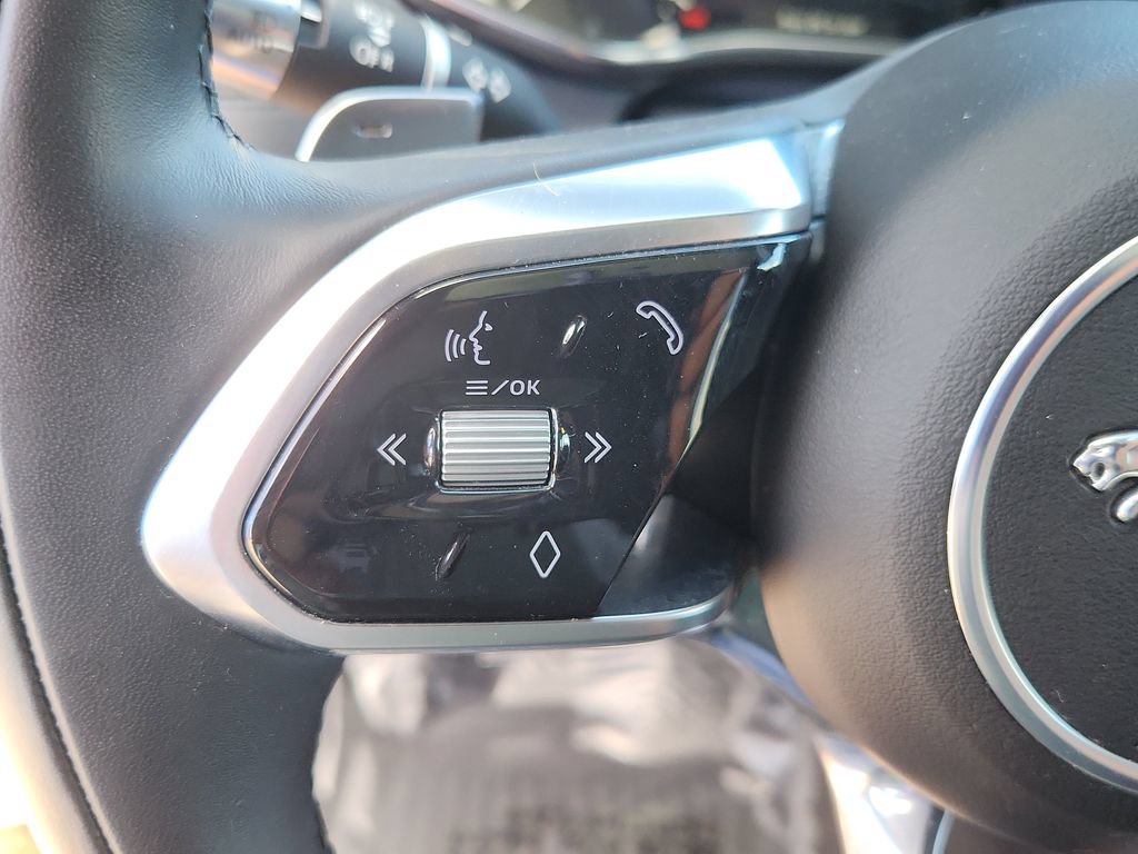 Used 2022 Jaguar F-PACE S AWD/4WD image 20