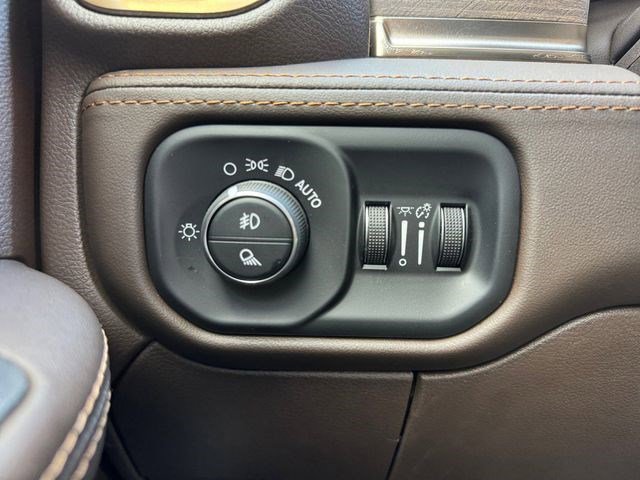 Used 2025 RAM 2500 Limited image 6