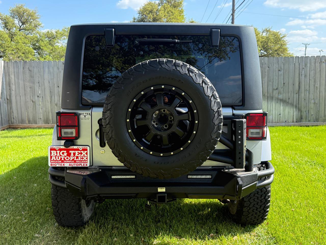 Used 2014 Jeep Wrangler Sport image 9