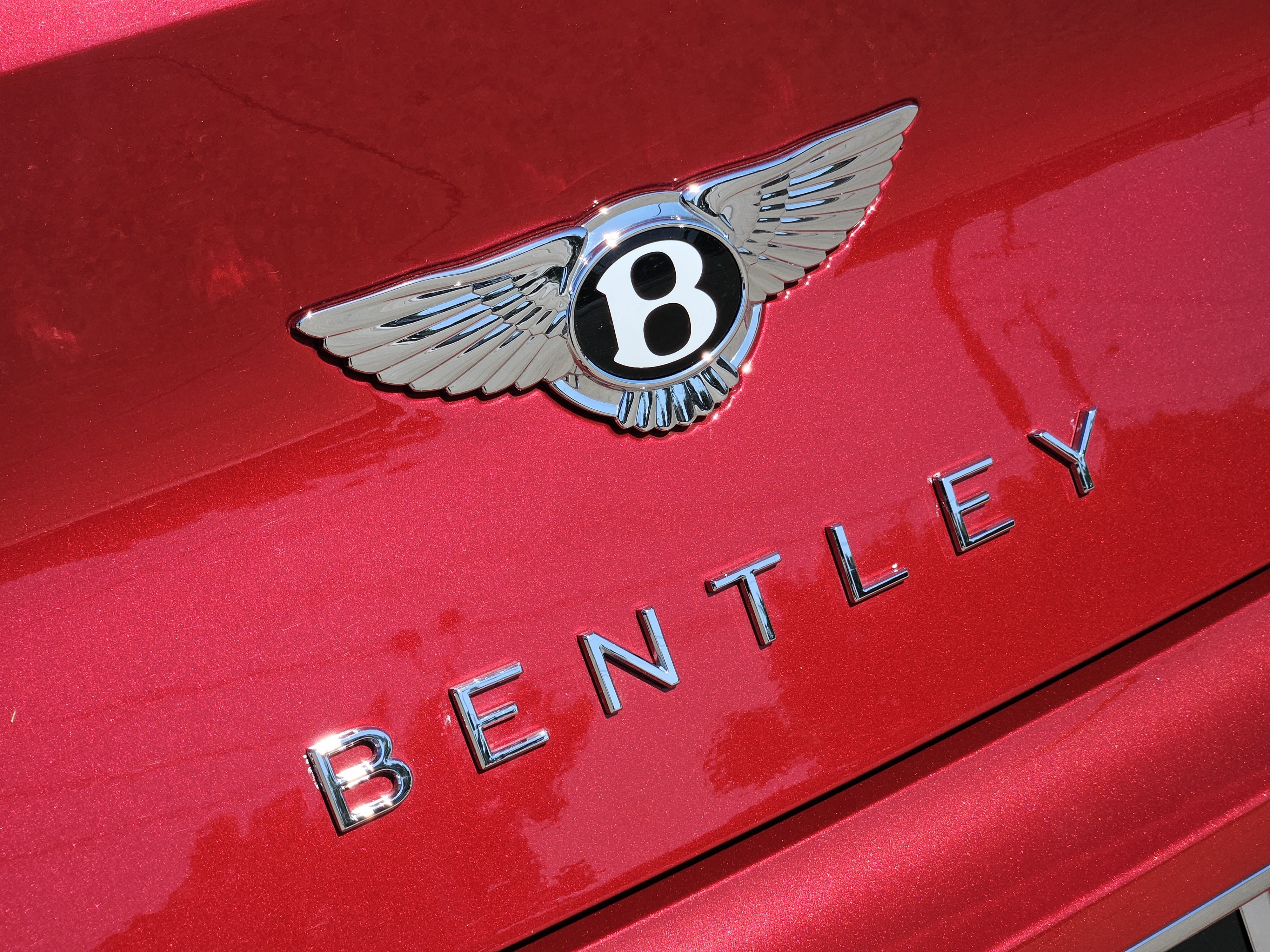 Used 2023 Bentley Continental GT V8 AWD/4WD image 32