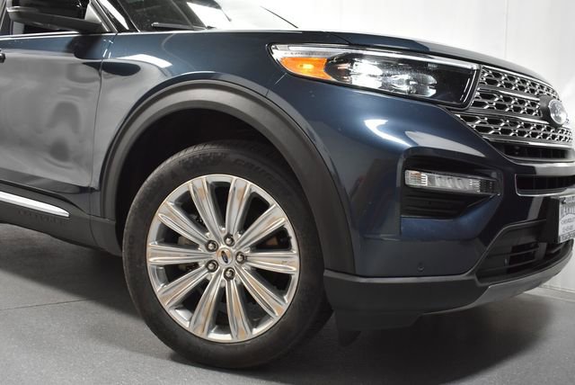 Used 2024 Ford Explorer Limited w/ Limited Technology Package AWD/4WD image 4