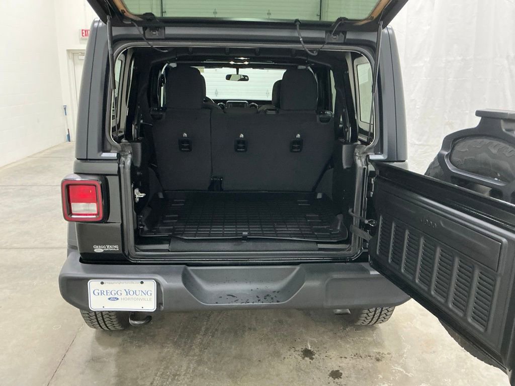 Used 2021 Jeep Wrangler Unlimited Sport image 20