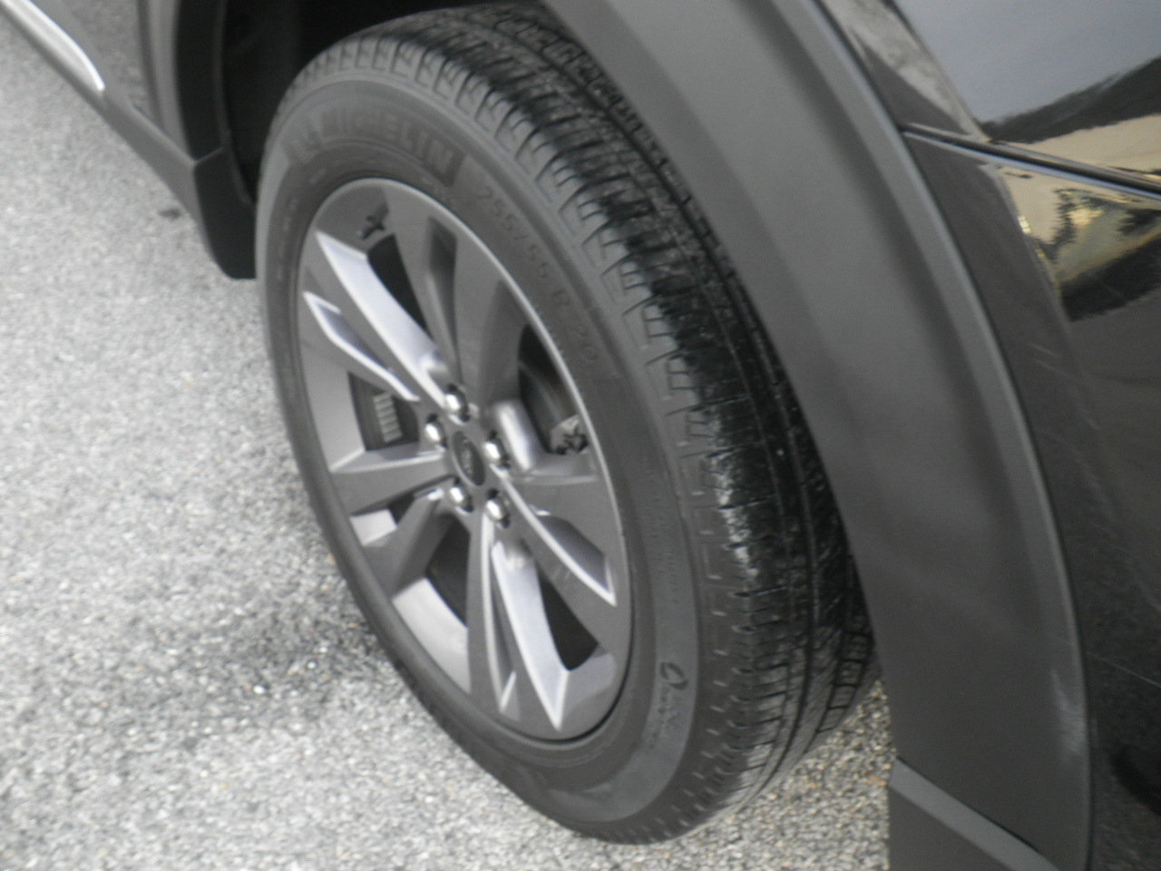 Certified 2025 Ford Explorer Active w/ Active Comfort Package image 12