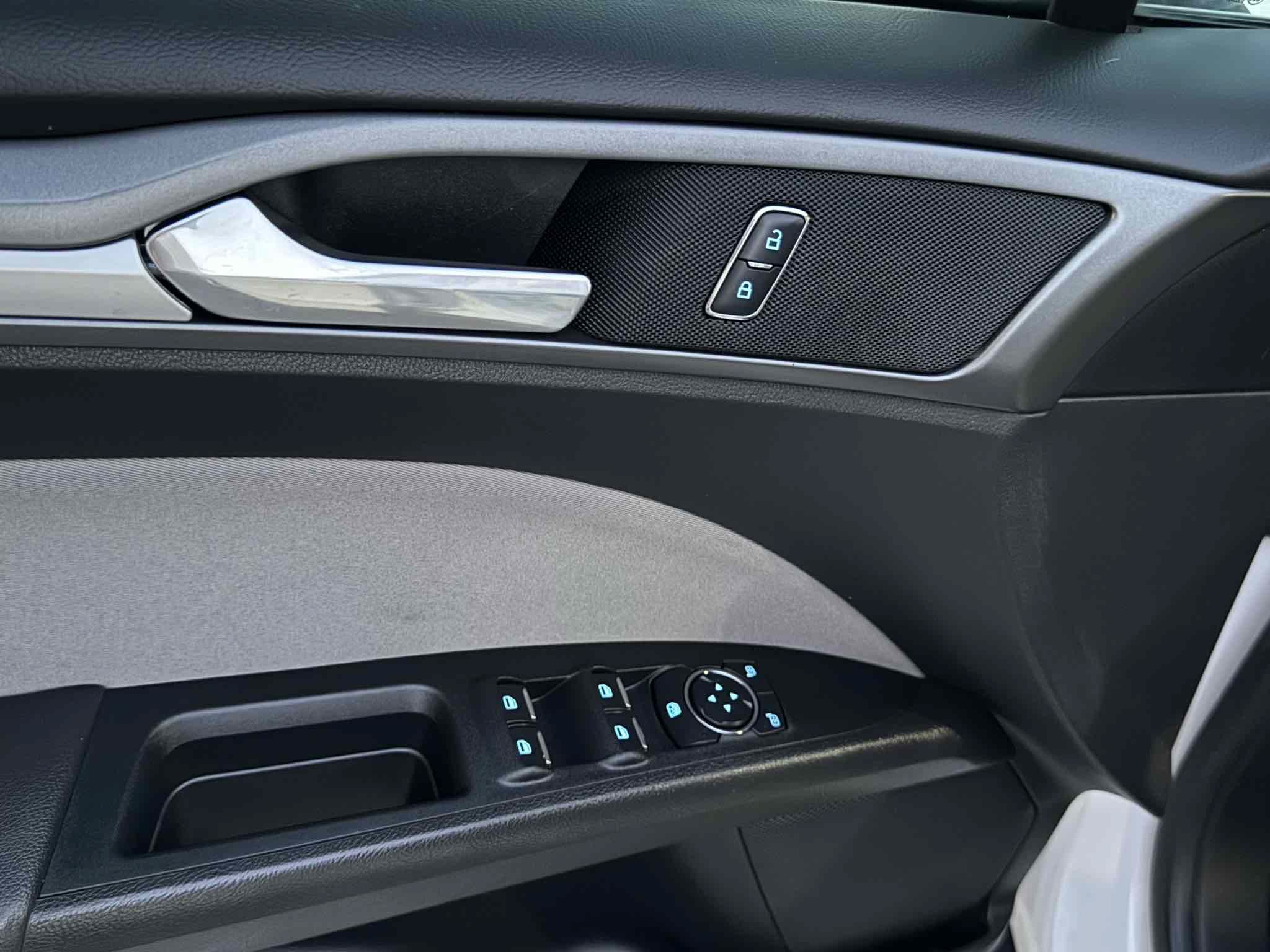 Used 2016 Ford Fusion S FWD image 59