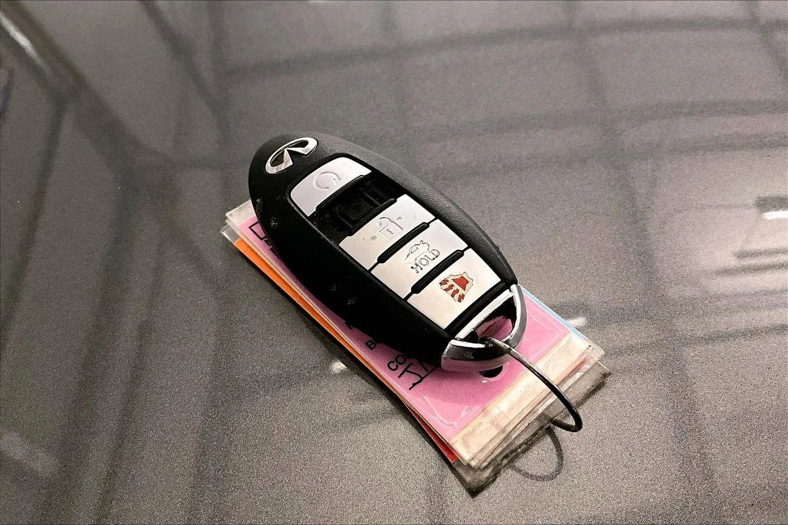 Used 2018 INFINITI Q50 Red Sport 400 w/ Sensory Package (Sport) image 10