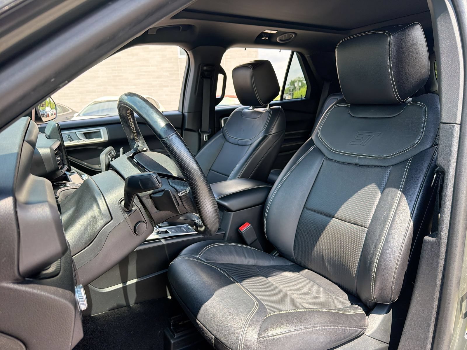 Used 2021 Ford Explorer ST w/ Equipment Group 401A AWD/4WD image 17