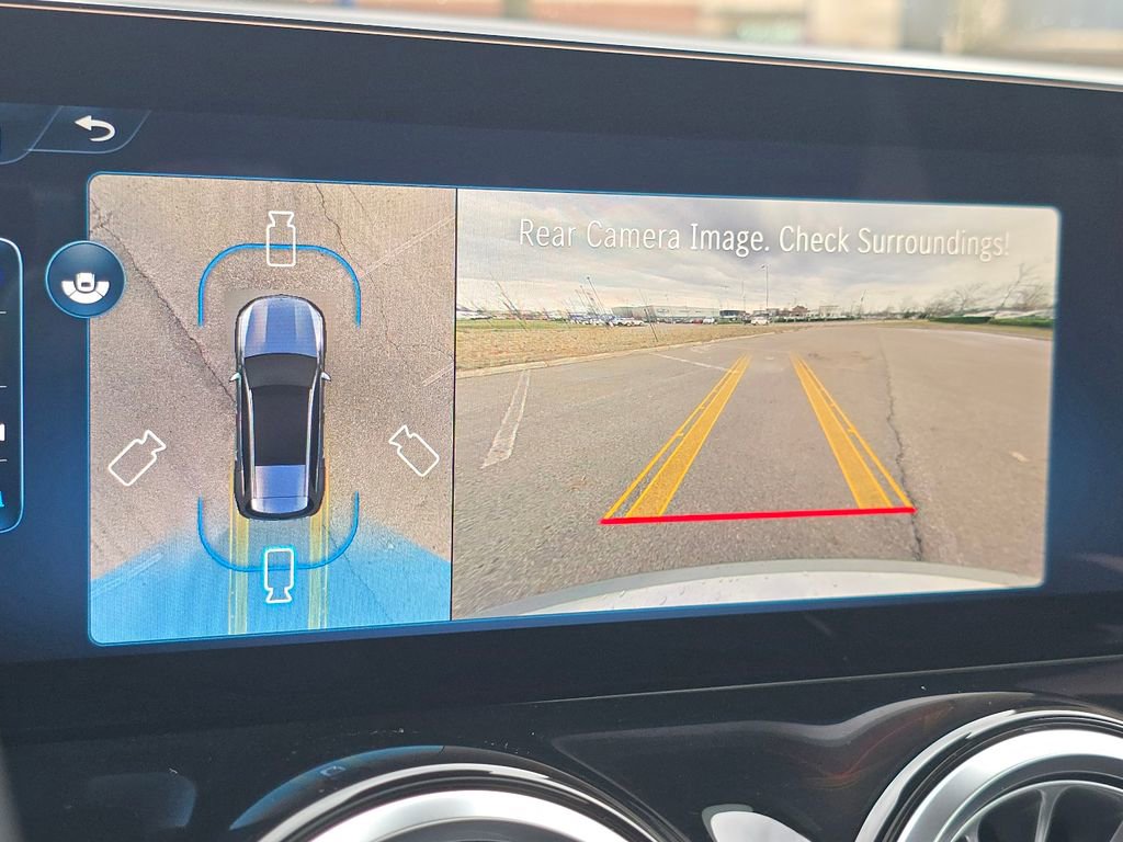 New 2026 Mercedes-Benz GLB 250 4MATIC image 31