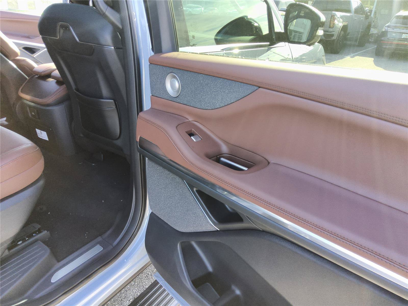 New 2027 Lincoln Navigator Reserve AWD/4WD image 23